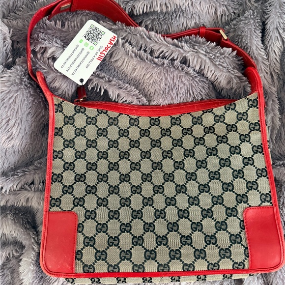 Gucci Red and Beige Shoulder Bag - Picture 2 of 14